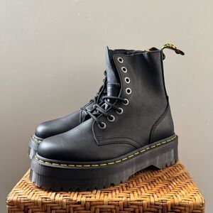 DOC MARTIN PLATFORMS